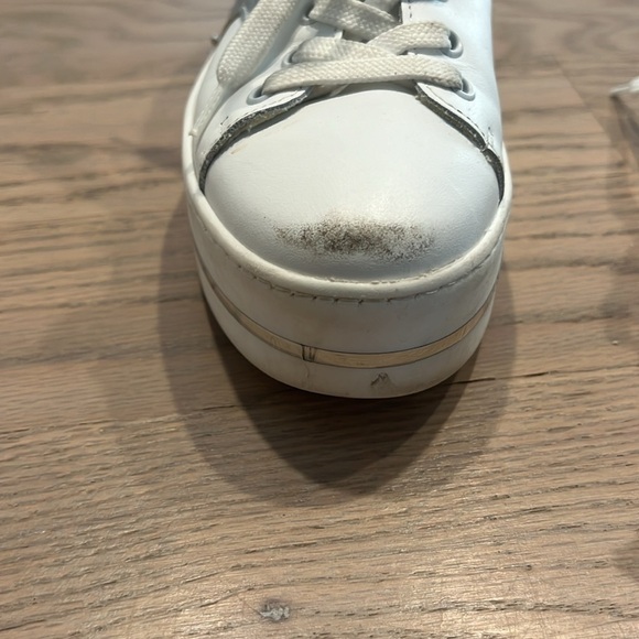 Metallic Star Sneaker White and Silver Steve Madden - Picture 6 of 9